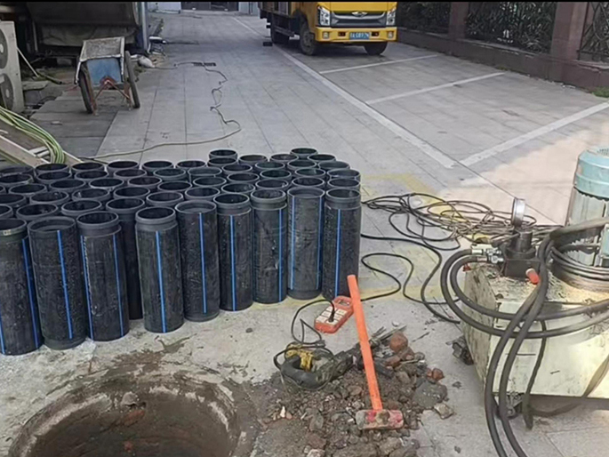 通化PE置换管厂家 DN315置换管 非开挖管短管置换